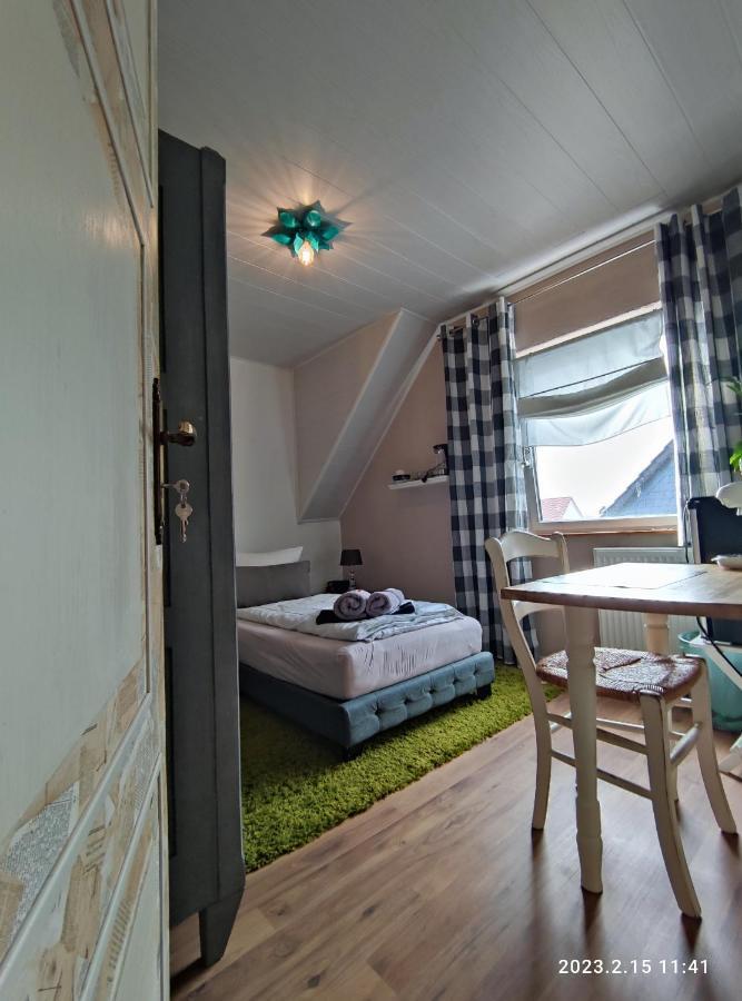 Ferienwohnung Beeden - Zur Glasschmiede Homburg  Bagian luar foto